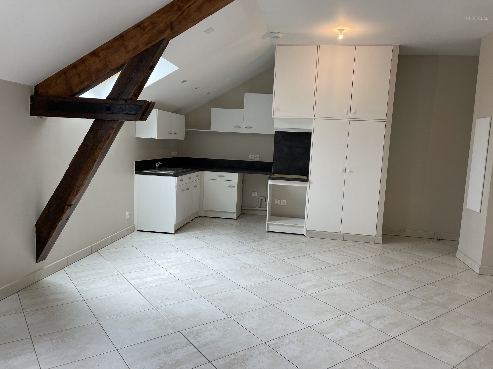 Appartement à louer à Mennecy, 910 m², 3 pièces – photo 3 sur 8