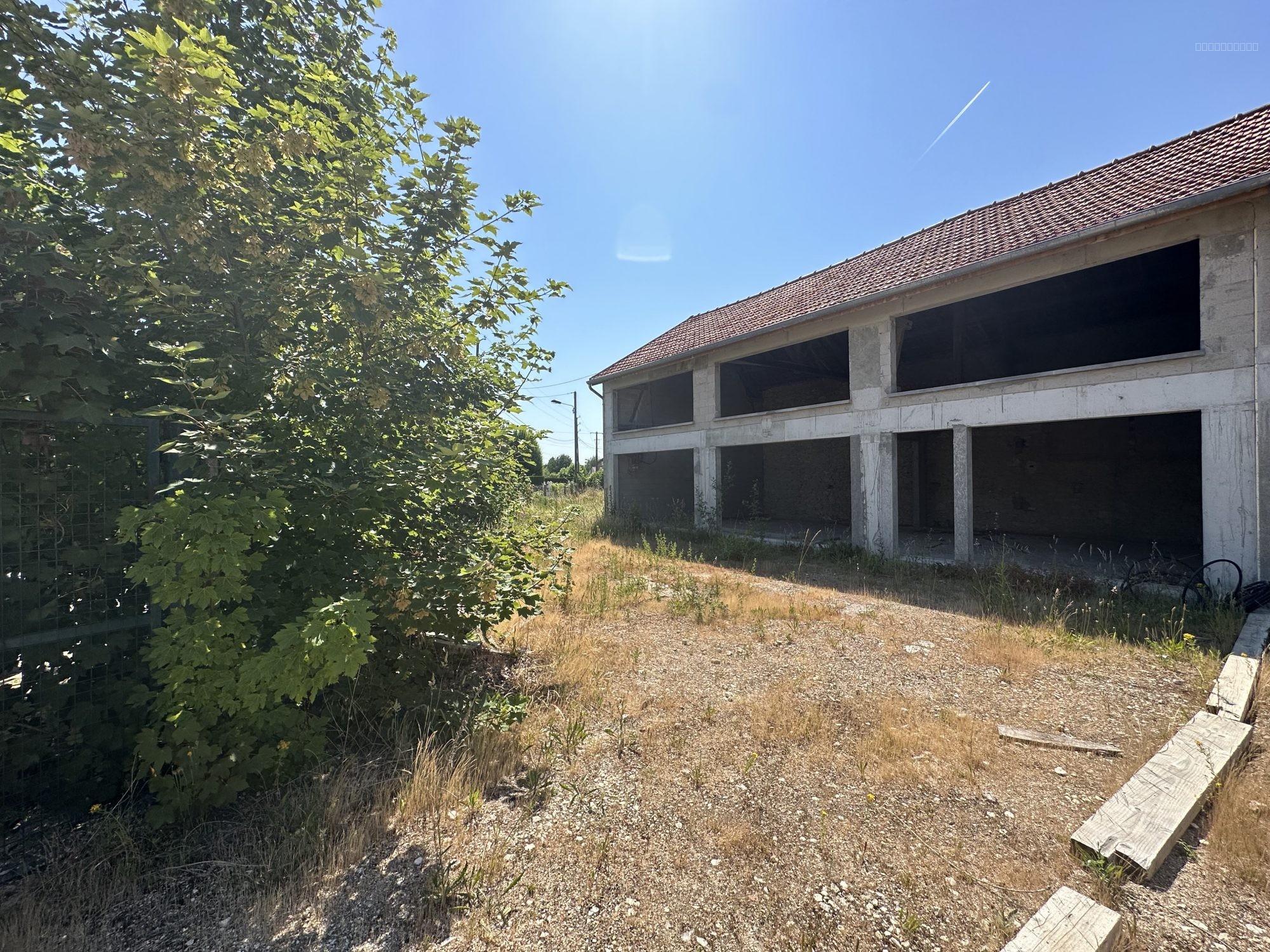 Bien immobilier à vendre à Milly la foret, 170 m², 6 pièces – photo 1 sur 10