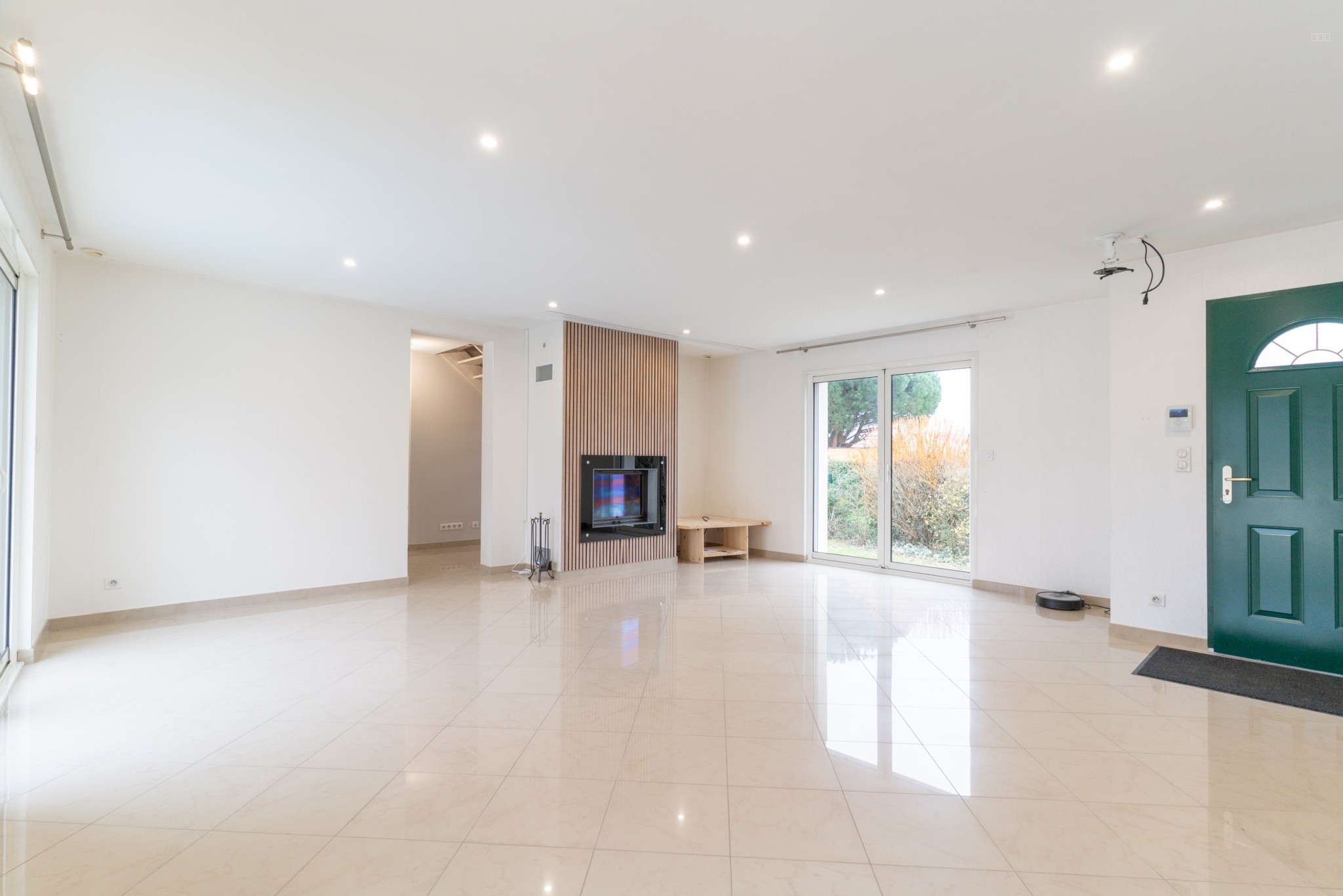 Maison à vendre à Notre dame d oe, 187 m², 6 pièces – photo 3 sur 19