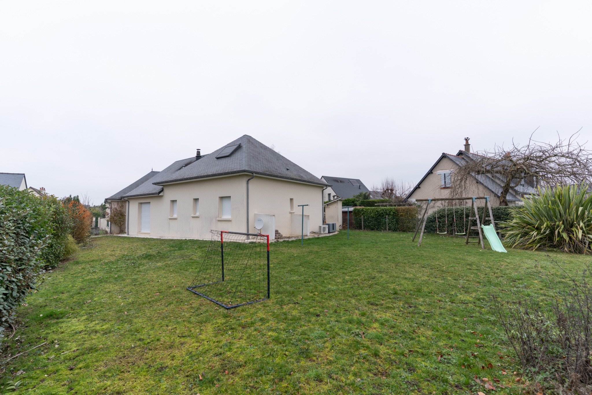 Maison à vendre à Notre dame d oe, 187 m², 6 pièces – photo 2 sur 19