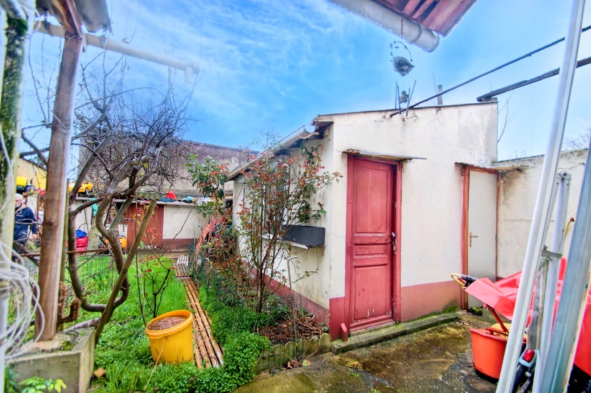 PETIT PRIX À 200 MÈTRE DE LA POSTE DU CENTRE-VILLE — photo 3