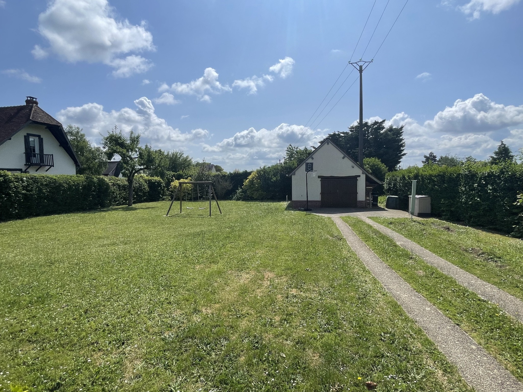 MAISON SPACIEUSE DE 180M2 HABITABLE AVEC 1400M2 DE TERRAIN ET GA — photo 14