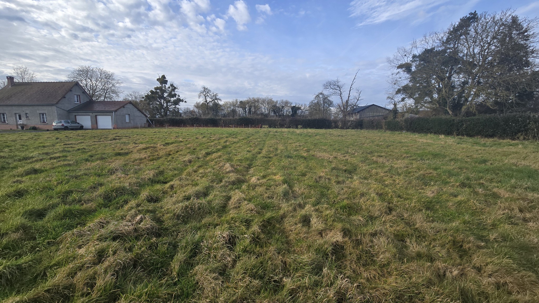 Terrain à vendre à Lihus, 1 362 m² – photo 1 sur 3