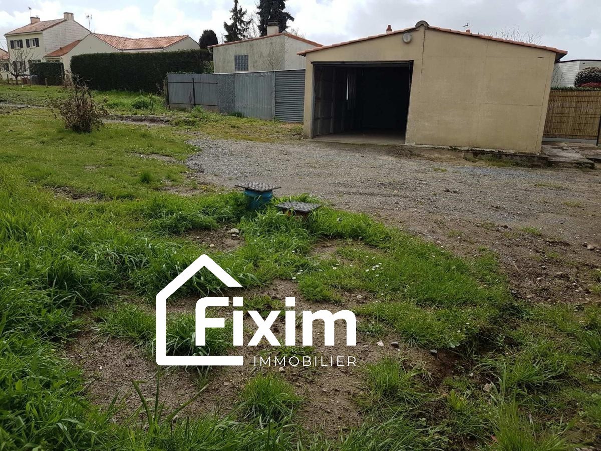Bien immobilier à vendre à La chapelle basse mer, 302 m² – photo 2 sur 5