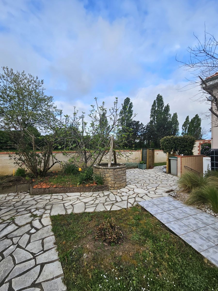 Maison à vendre à Gorges, 514 m², 5 pièces – photo 2 sur 14
