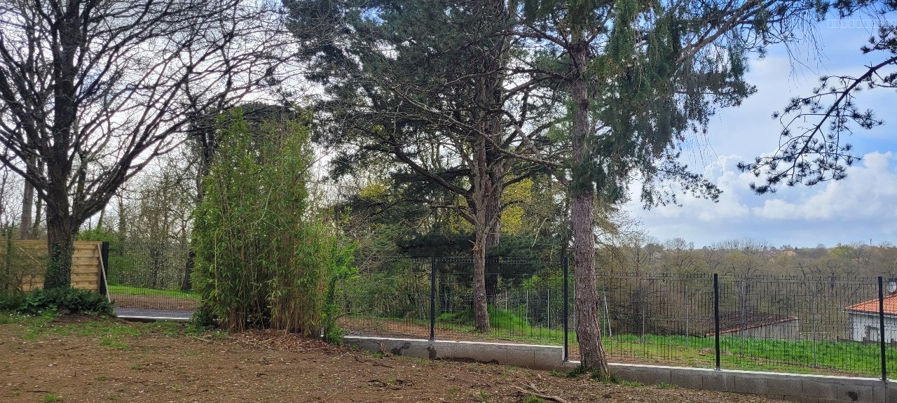 Bien immobilier à vendre à Le pallet, 511 m² – photo 3 sur 6