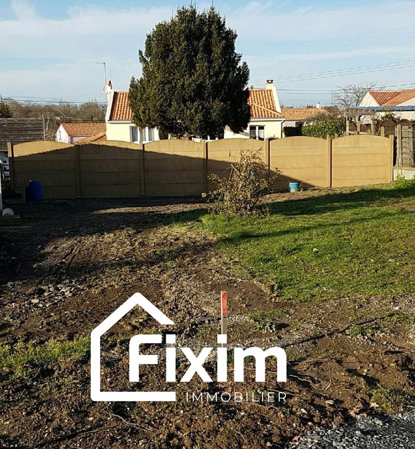 Bien immobilier à vendre à La chapelle basse mer, 302 m² – photo 1 sur 5
