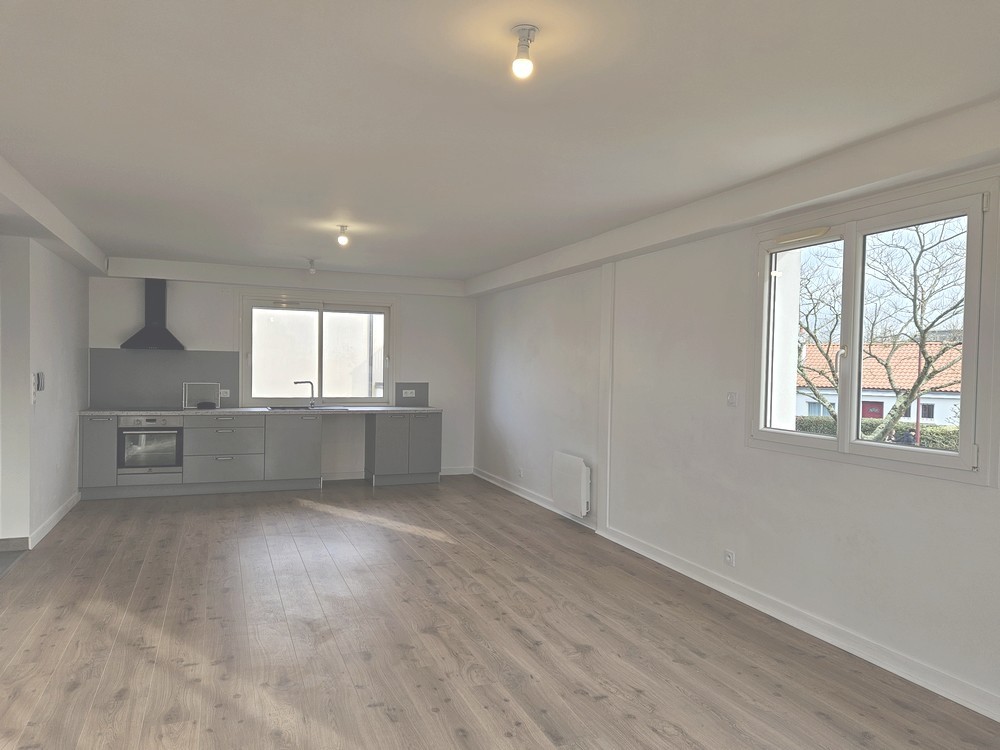 Appartement à vendre à Clisson, 37 m², 4 pièces – photo 2 sur 7