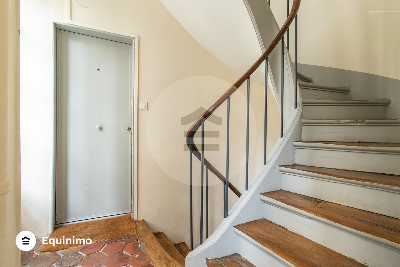 Appartement de 2 pièces de 43m2, traversant et au calme, au dernier étage — photo 9
