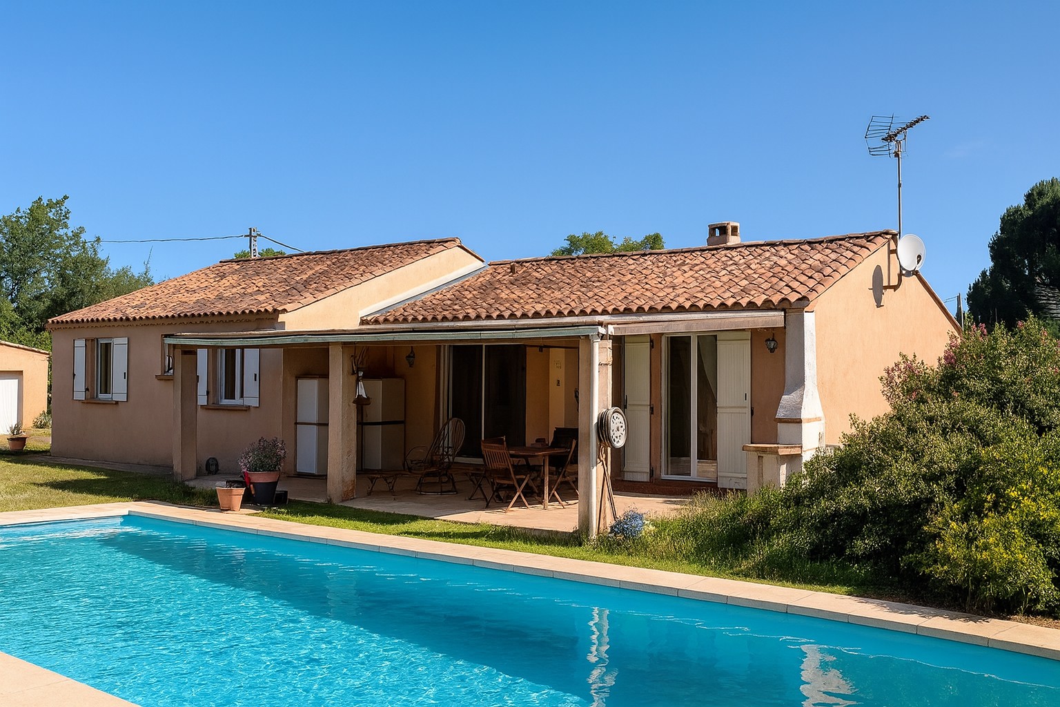 Maison à vendre à Regusse, 133 m², 6 pièces – photo 1 sur 20