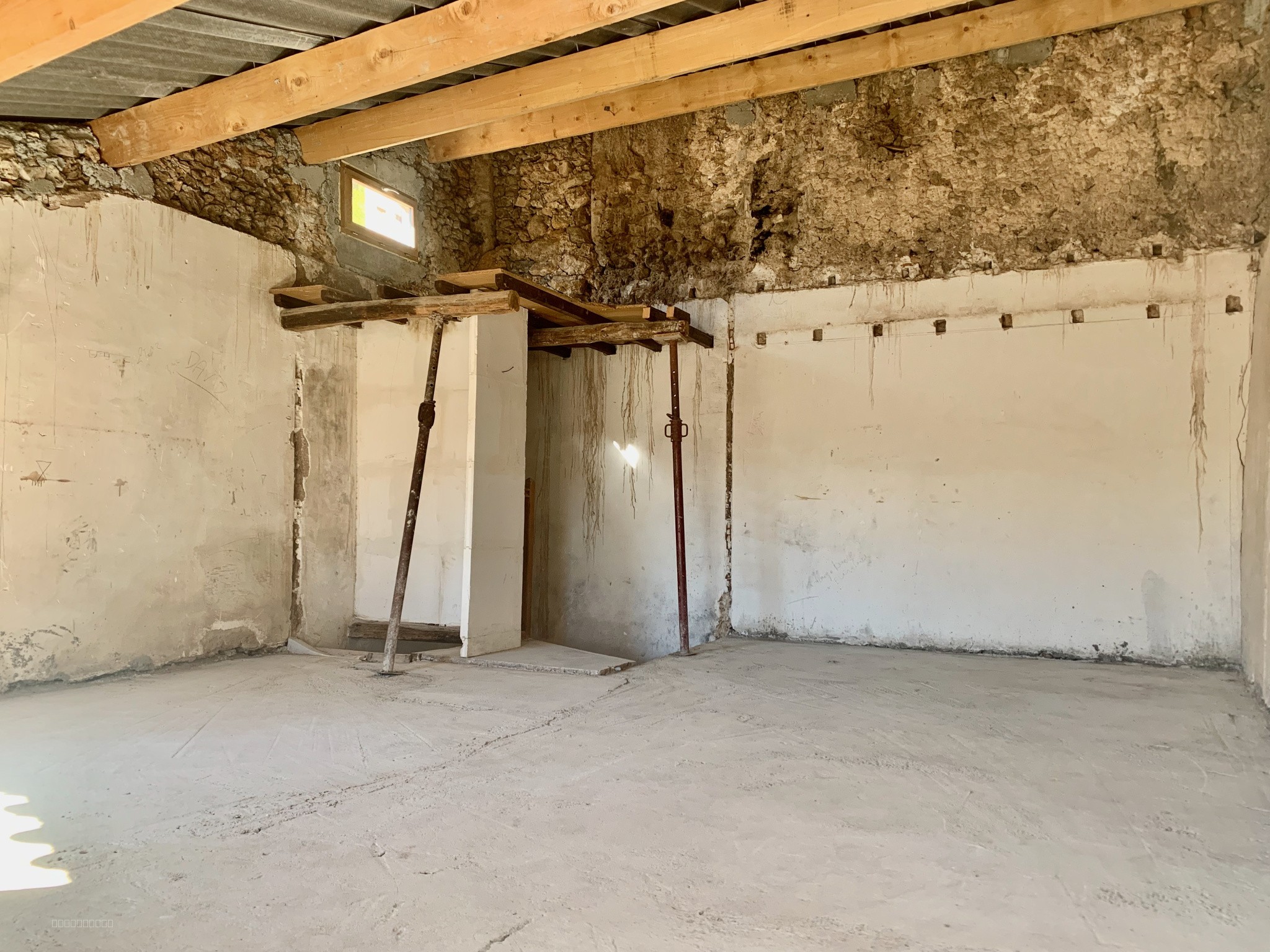 Bien immobilier à vendre à Cotignac, 101 m², 4 pièces – photo 2 sur 9