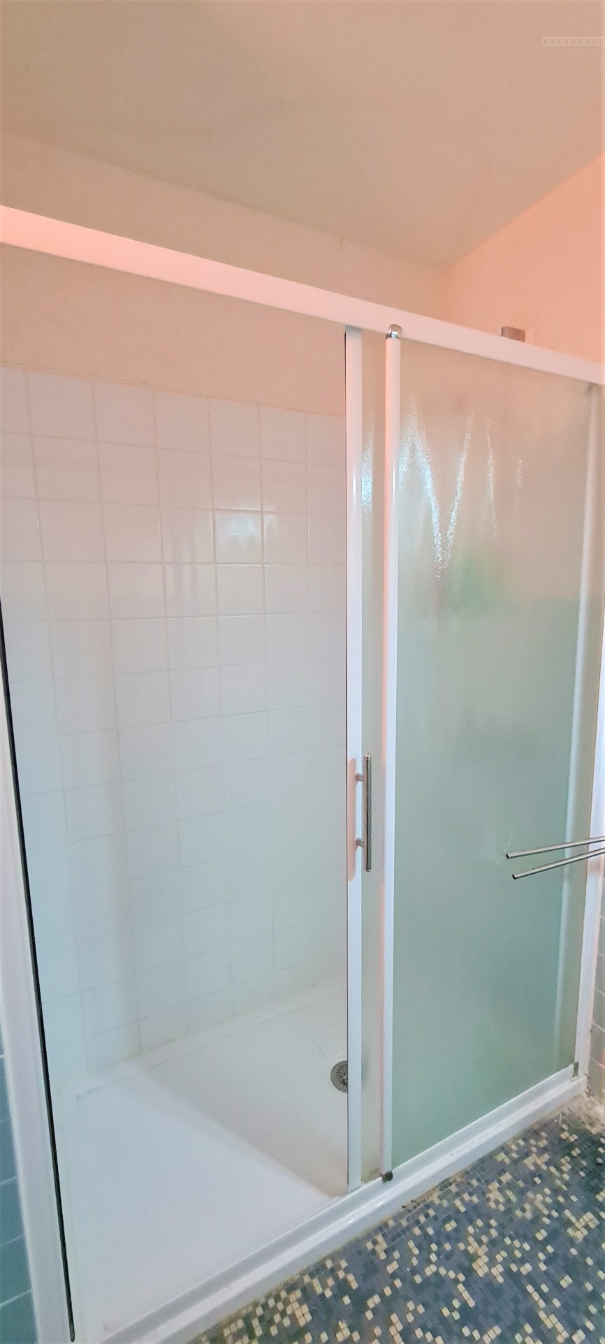A VENDRE APPARTEMENT LOUE DE TYPE F1 AVEC LOGGIA AU REZ-DE-CHAUSSEE — photo 7
