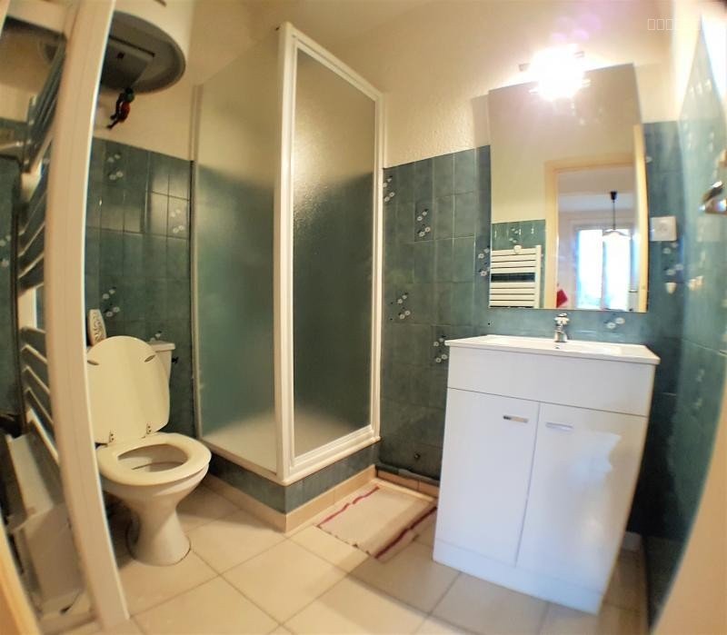 A LOUER - A CERET - STUDIO MEUBLE EN CENTRE-VILLE~ — photo 3