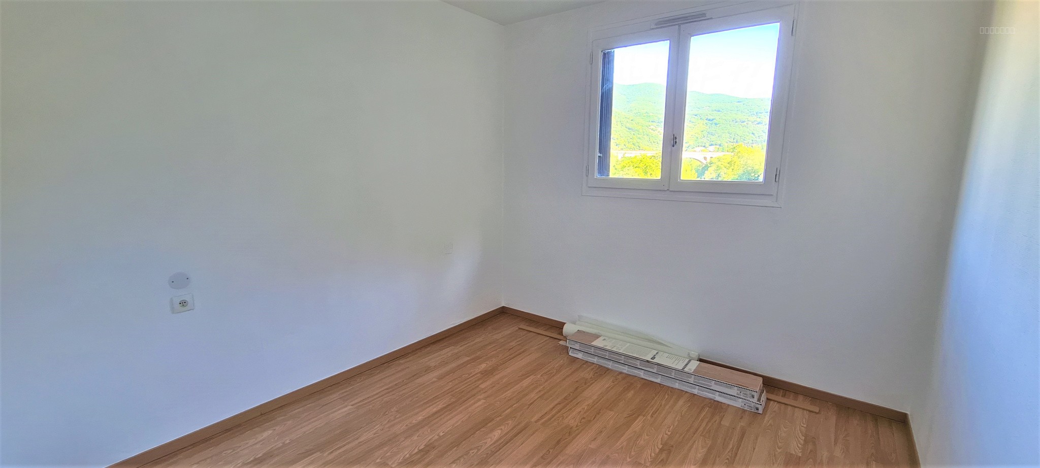 Amélie-Les-Bains-Palalda : appartement T3 avec cave et garage — photo 9