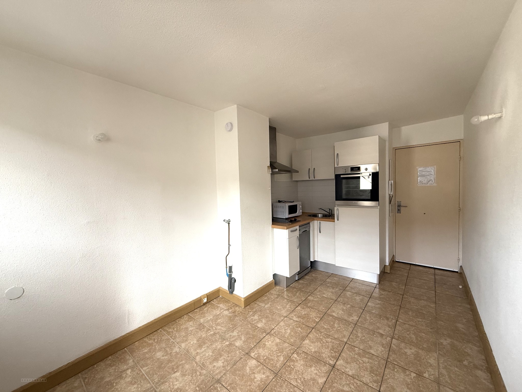Appartement F2 - AMELIE LES BAINS — photo 4