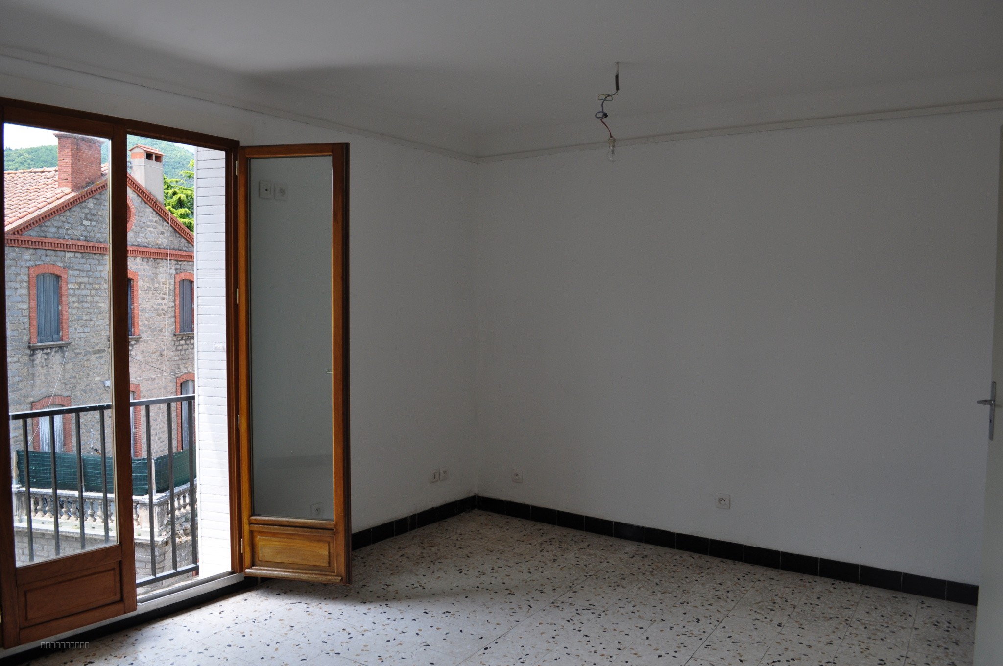 Appartement à louer à Arles sur tech, 629 m², 1 pièce – photo 2 sur 8