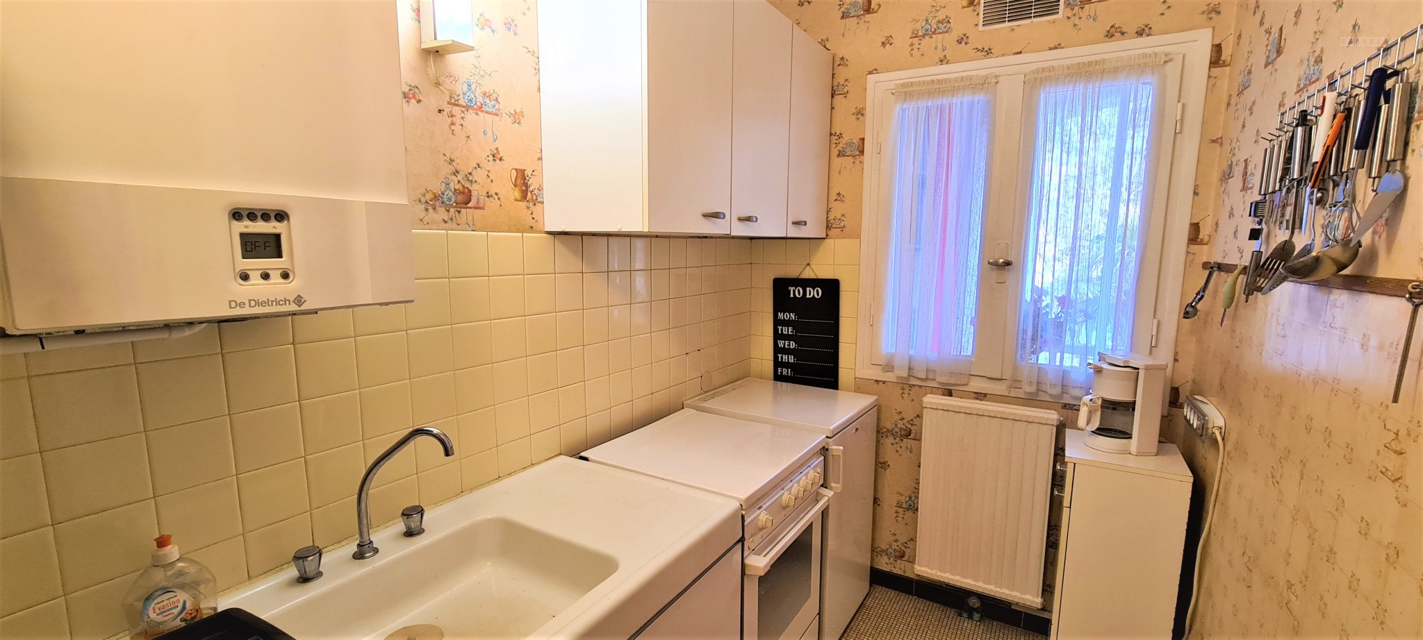 A VENDRE APPARTEMENT LOUE DE TYPE F1 AVEC LOGGIA AU REZ-DE-CHAUSSEE — photo 5