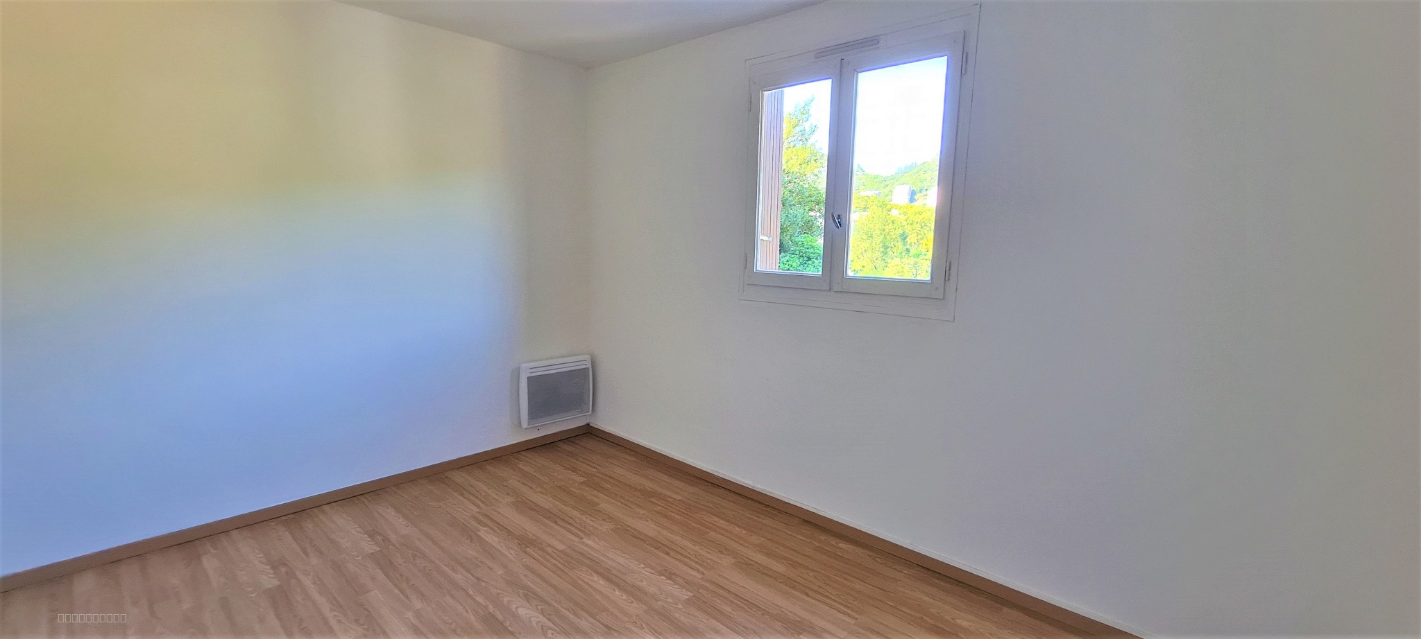 Amélie-Les-Bains-Palalda : appartement T3 avec cave et garage — photo 10