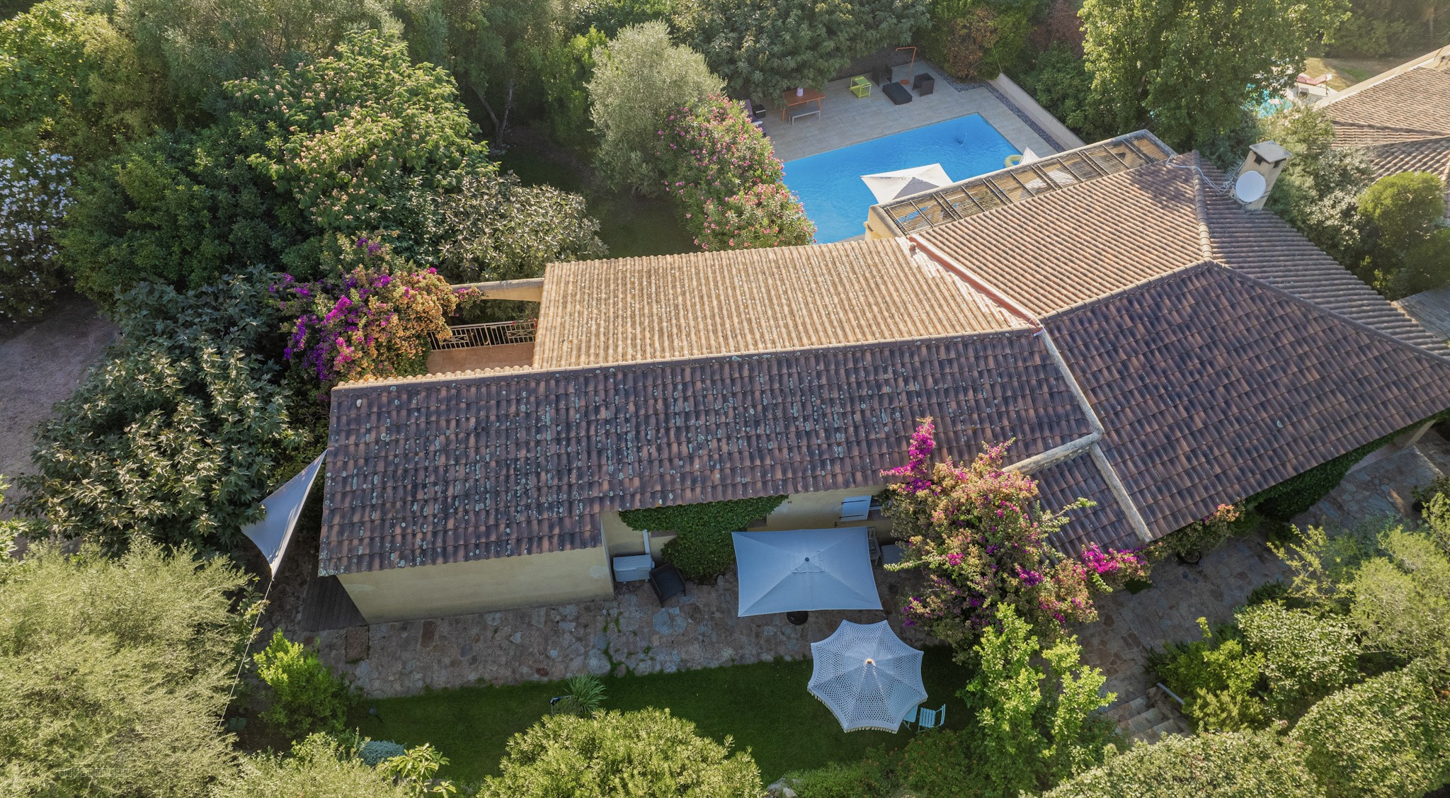 Maison à vendre à Porto vecchio, 21,67 m², 7 pièces – photo 2 sur 20
