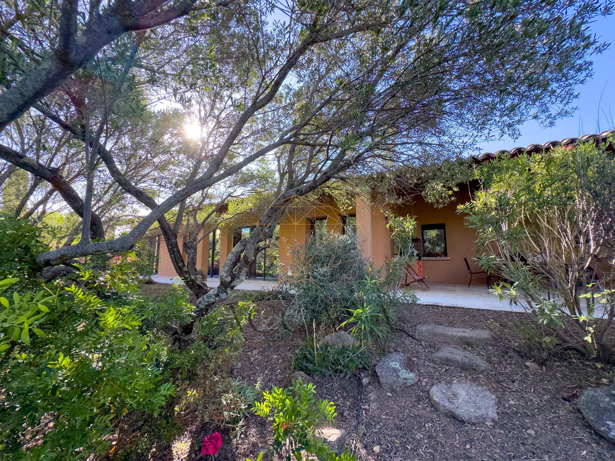 Villa à vendre à Figari, 127,55 m², 6 pièces – photo 2 sur 20