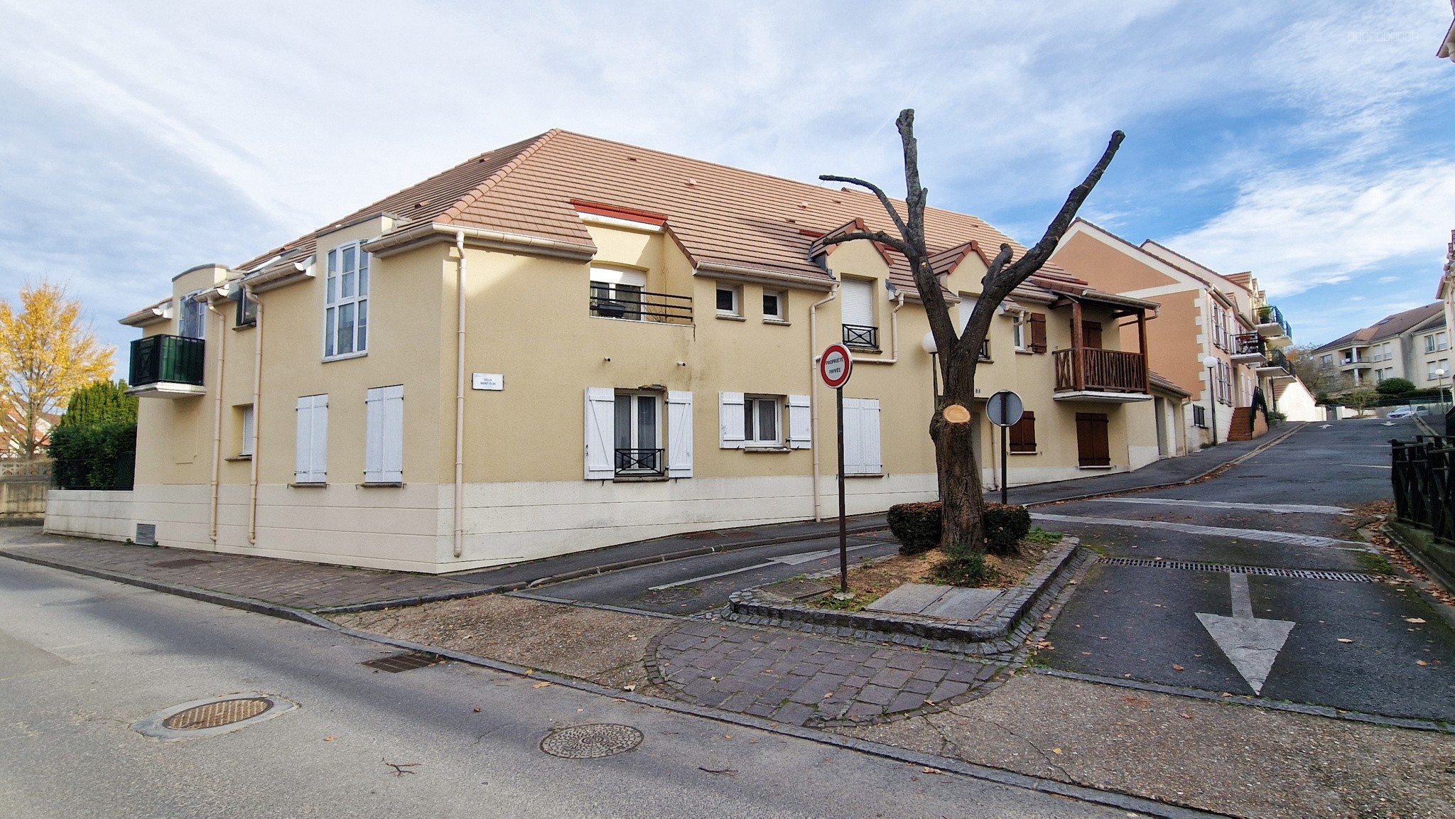 Appartement à vendre à Roissy en france, 49 m², 2 pièces – photo 1 sur 9
