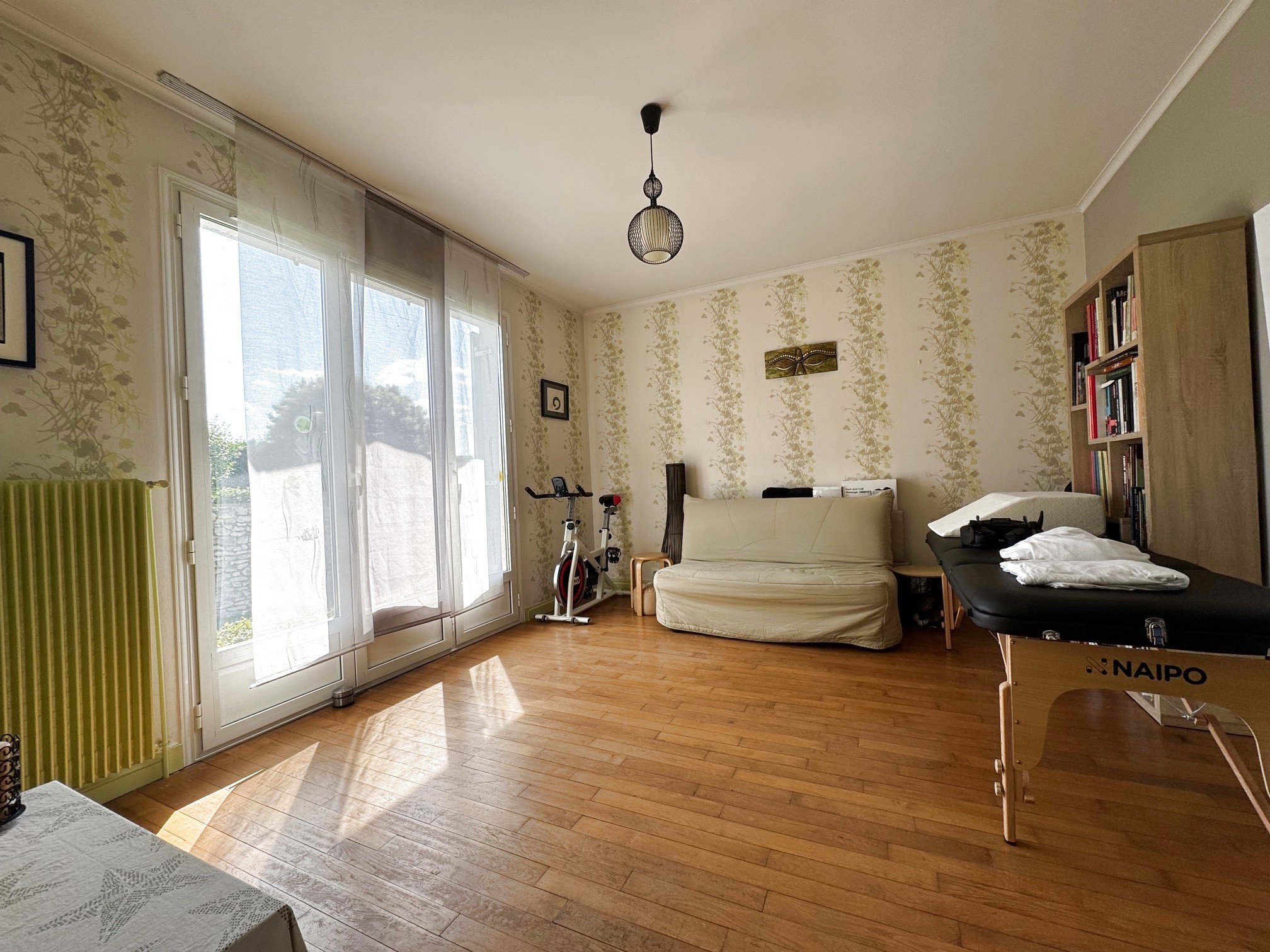 LA CHAPELLE EN SERVAL, grande Maison familiale individuelle de 8 pièces de 220 m2 habitable sur sous sol total — photo 9