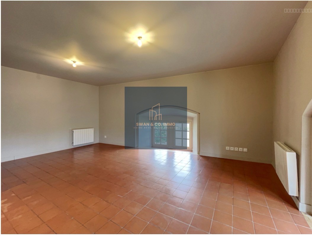 Un appartement d’exception triplex en rez-de-chaussée dans un domaine avec places de parking et terrasse — photo 5