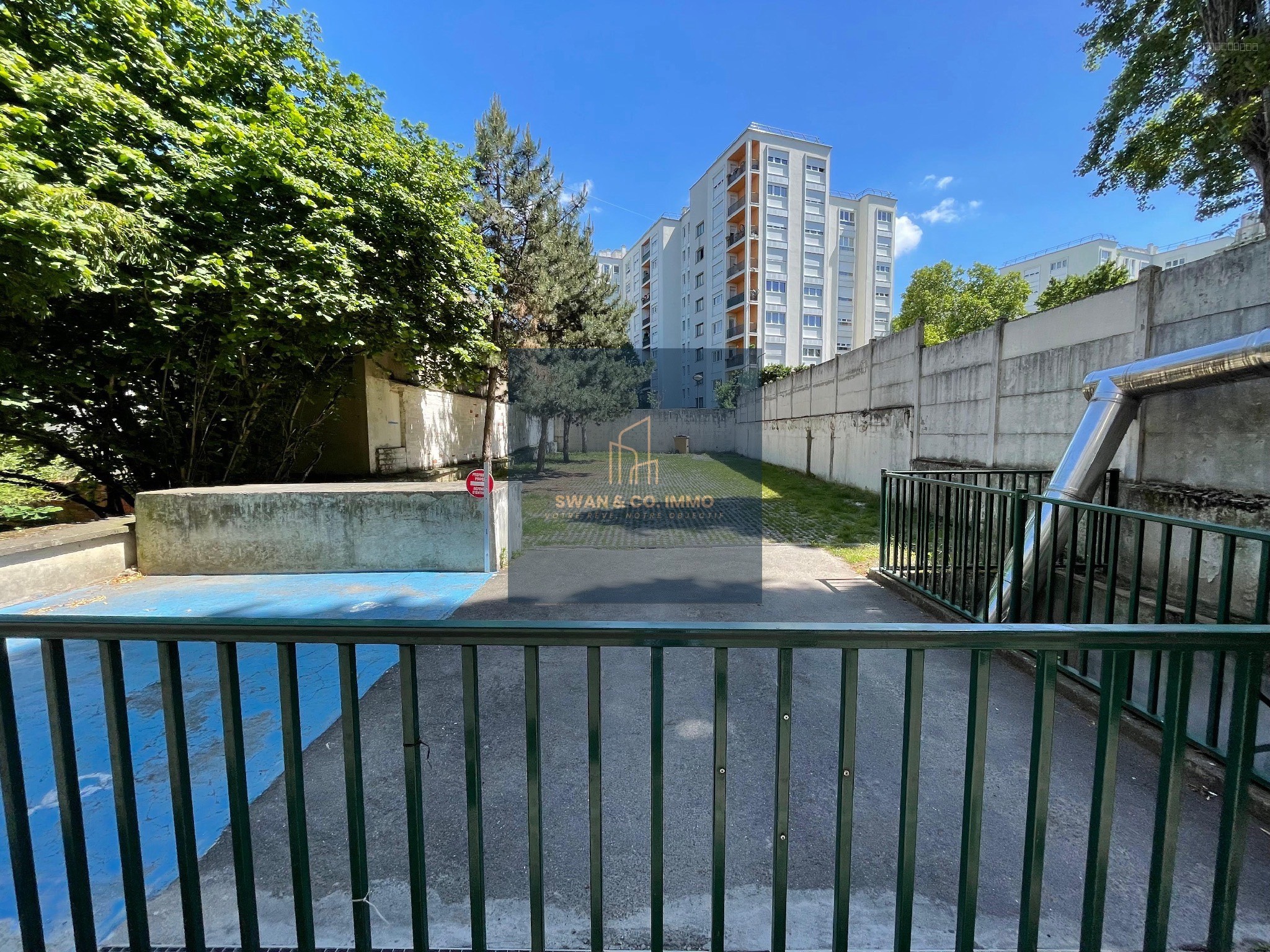 Saint-Denis   Face au Jardin de la Légion d’Honneur — photo 11