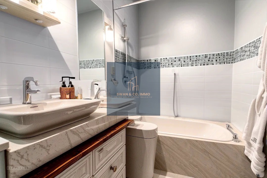 Studio de charme avec balcon   Bordeaux Caudéran proche rue Judaique — photo 10