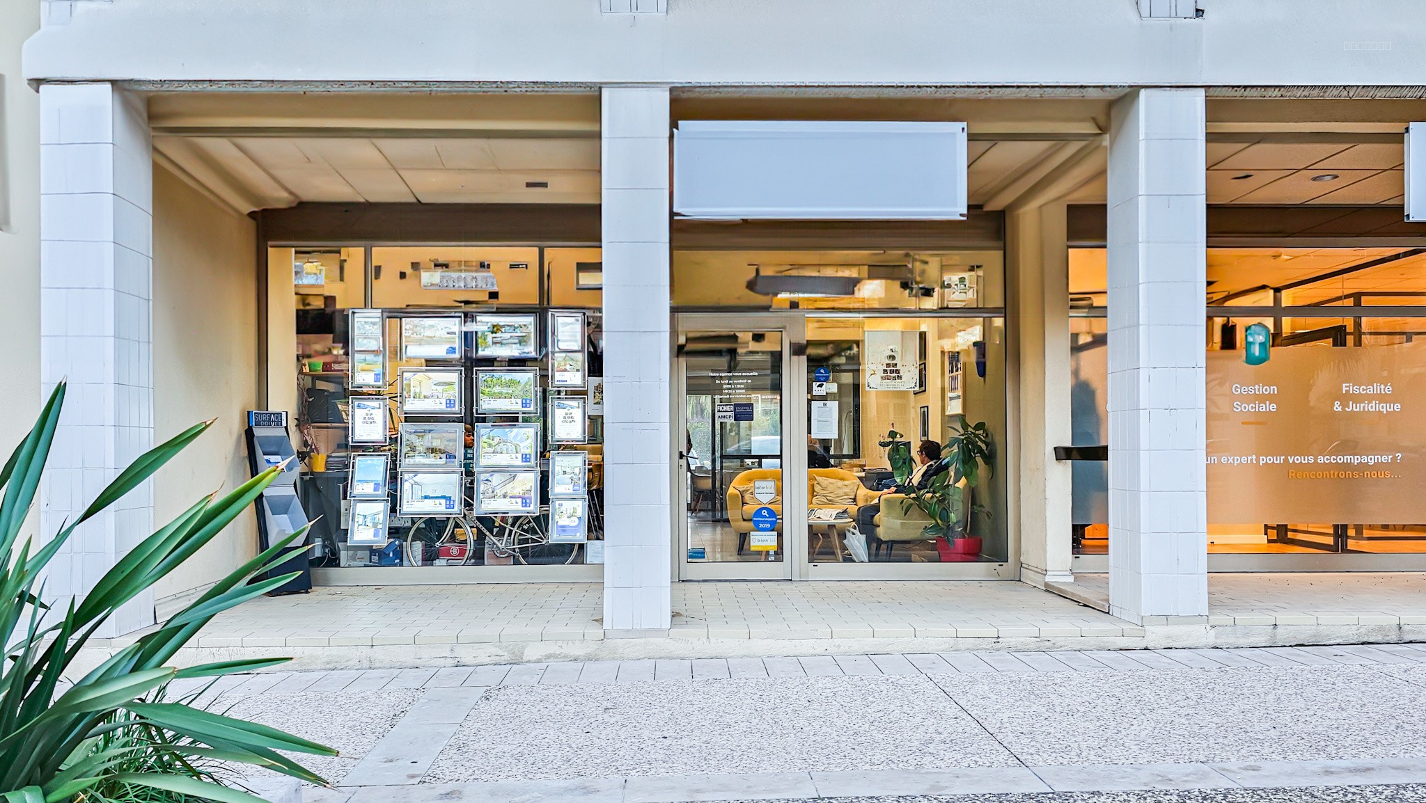 Local commercial 79m2 vitrine 5.5m linéaire avenue Gambetta — photo 1