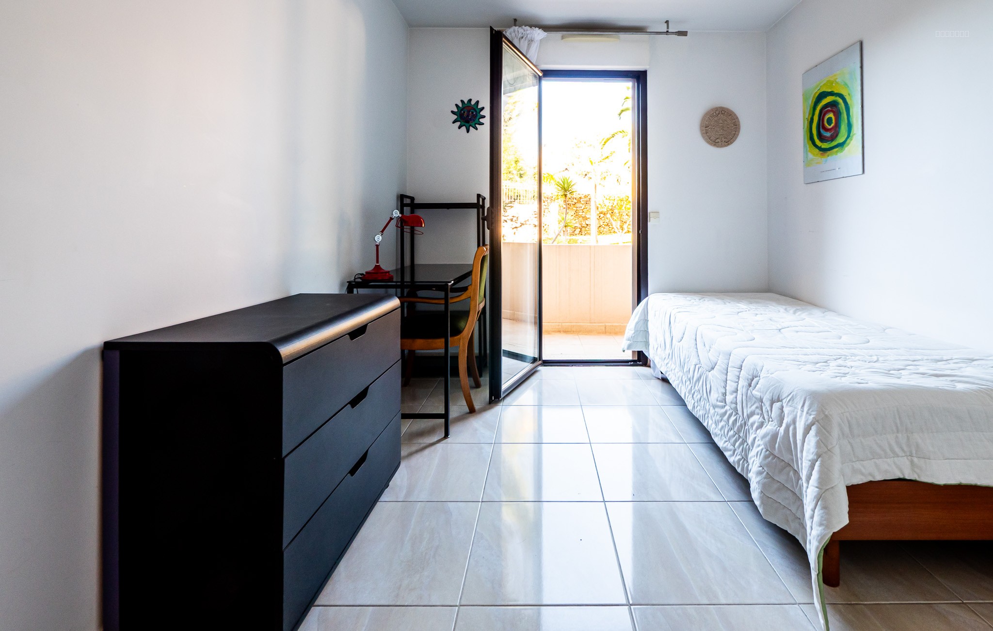 HYERES OUEST - LE PALAIS - T3 rez-de-jardin - garage et terrasse - calme et grand standing — photo 9