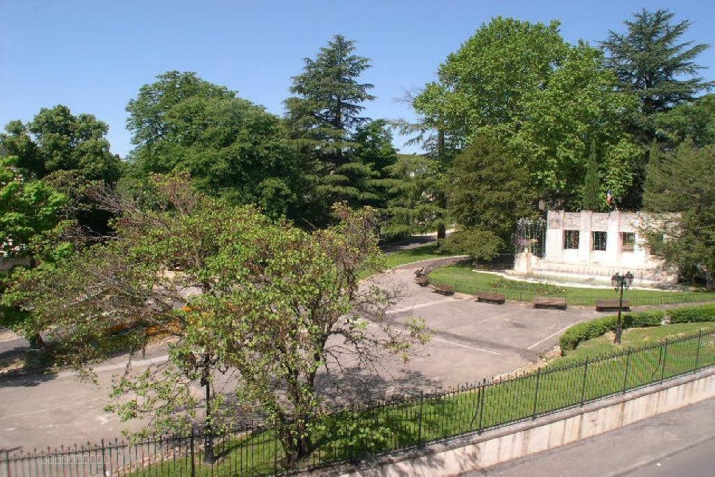 Ales : quartier mairie, face au parc du Bosquet, type 3 au 2ème étage — photo 12