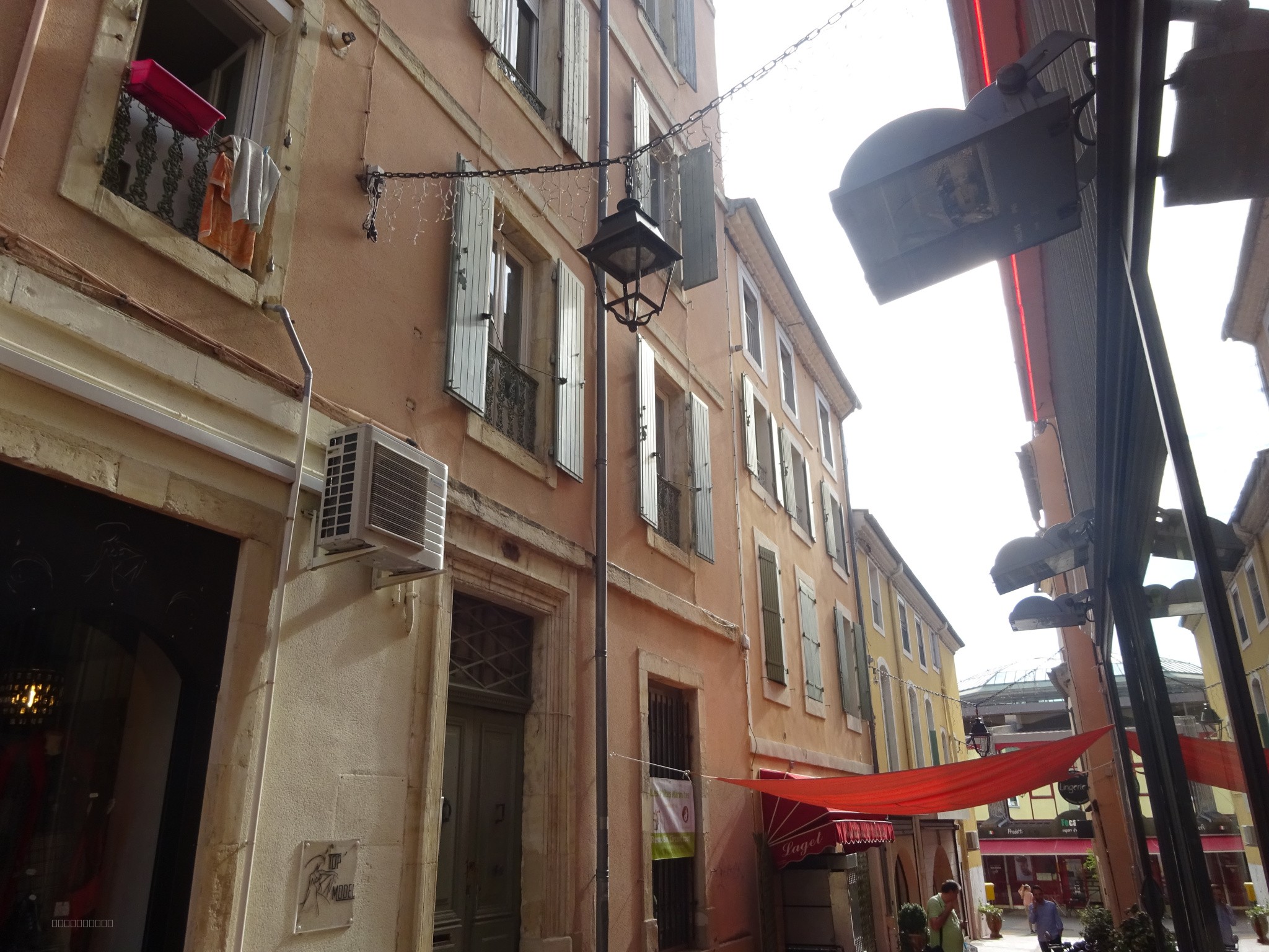 Ales, plein centre-ville location type 2 — photo 8