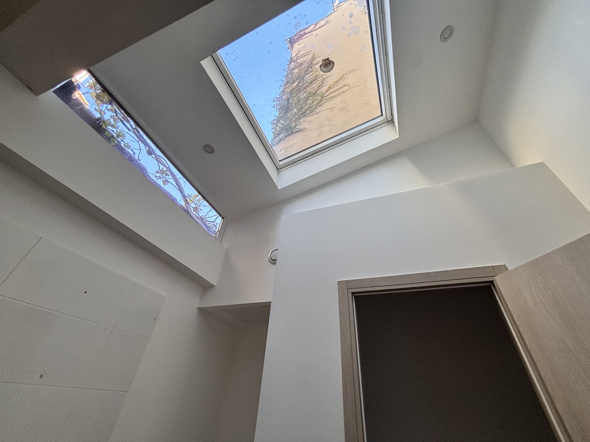 SOUS OFFRE MUR COMMERCIAUX / VENTE LOCAL LIBRE 13004 MARSEILLE CHARTREUX — photo 3