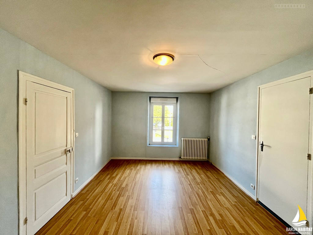 Maison à vendre à Gourin, 650 m², 6 pièces – photo 3 sur 16