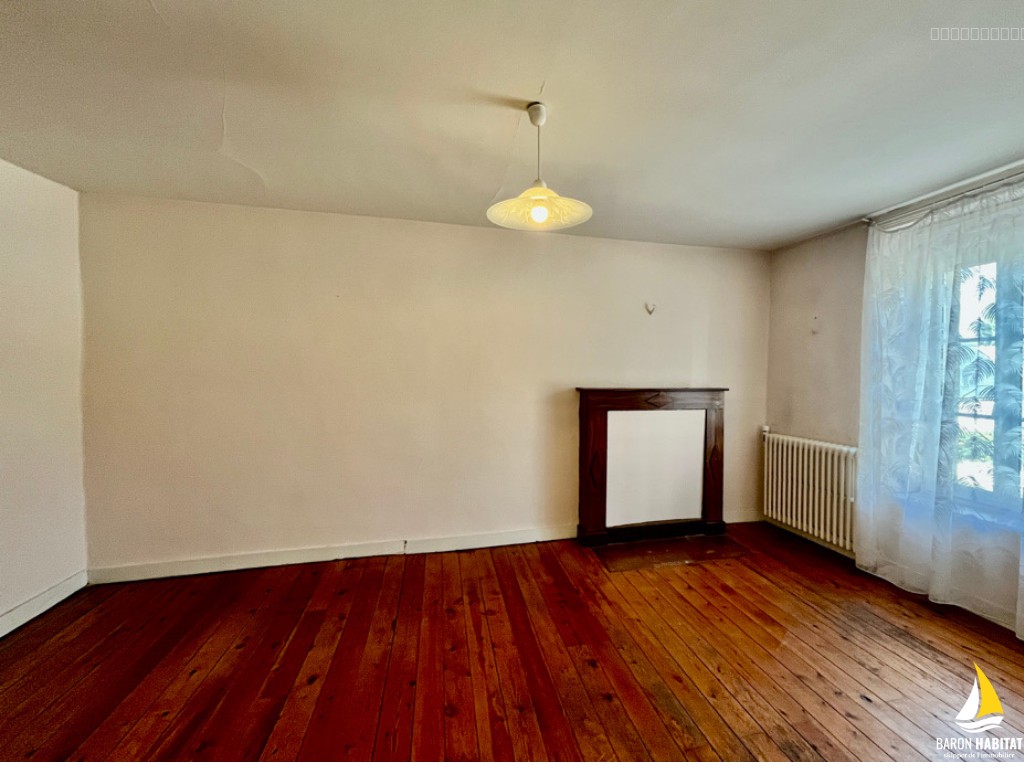 Maison à vendre à Gourin, 650 m², 6 pièces – photo 1 sur 16