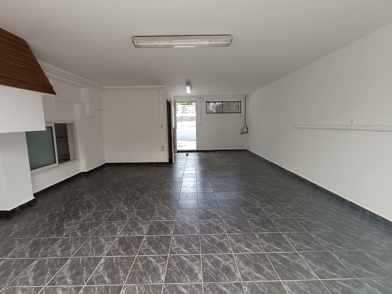 ENSEMBLE IMMOBILIER / ROUTE PASSANTE MANAPANY — photo 5
