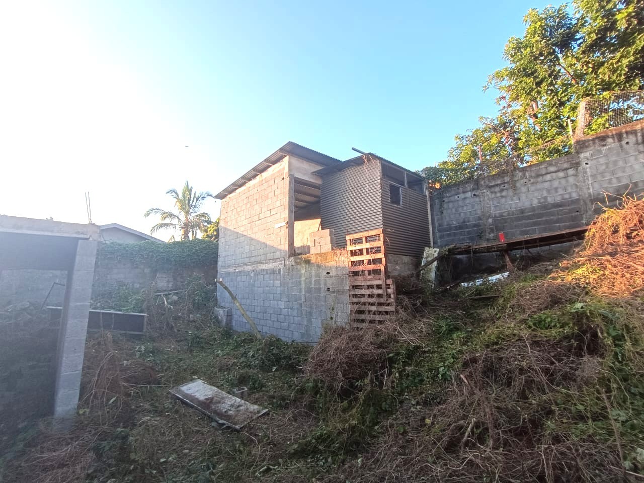 SAINT PIERRE / LES 400 - TERRAIN CONSTRUCTIBLE DE 356 m2 — photo 3