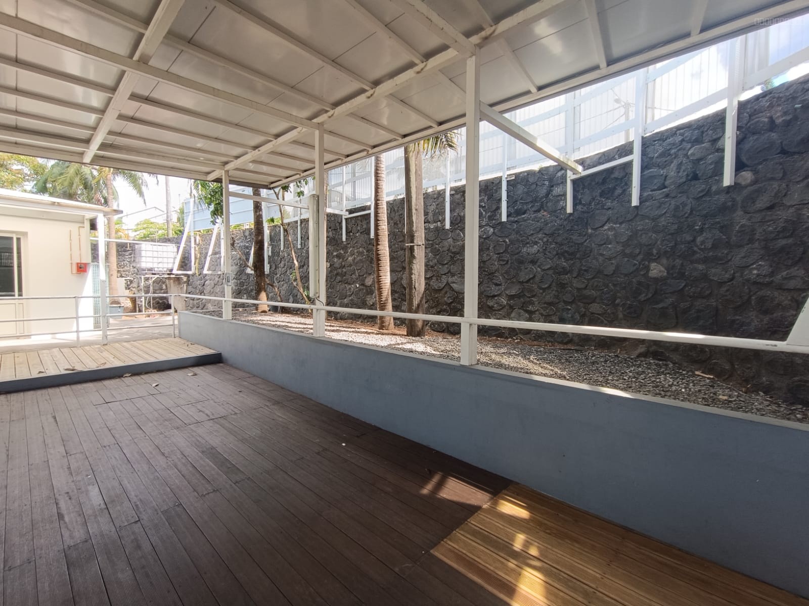 ENSEMBLE IMMOBILIER / ROUTE PASSANTE MANAPANY — photo 13