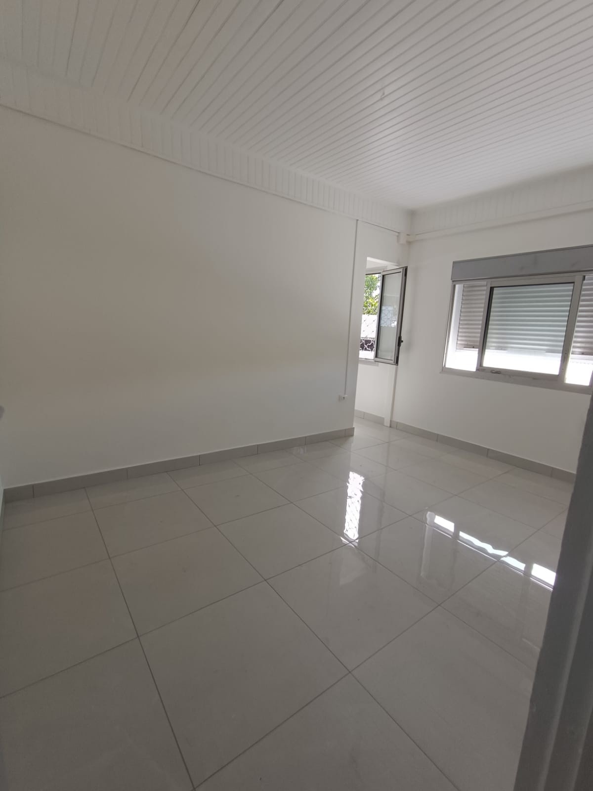ENSEMBLE IMMOBILIER / ROUTE PASSANTE MANAPANY — photo 6