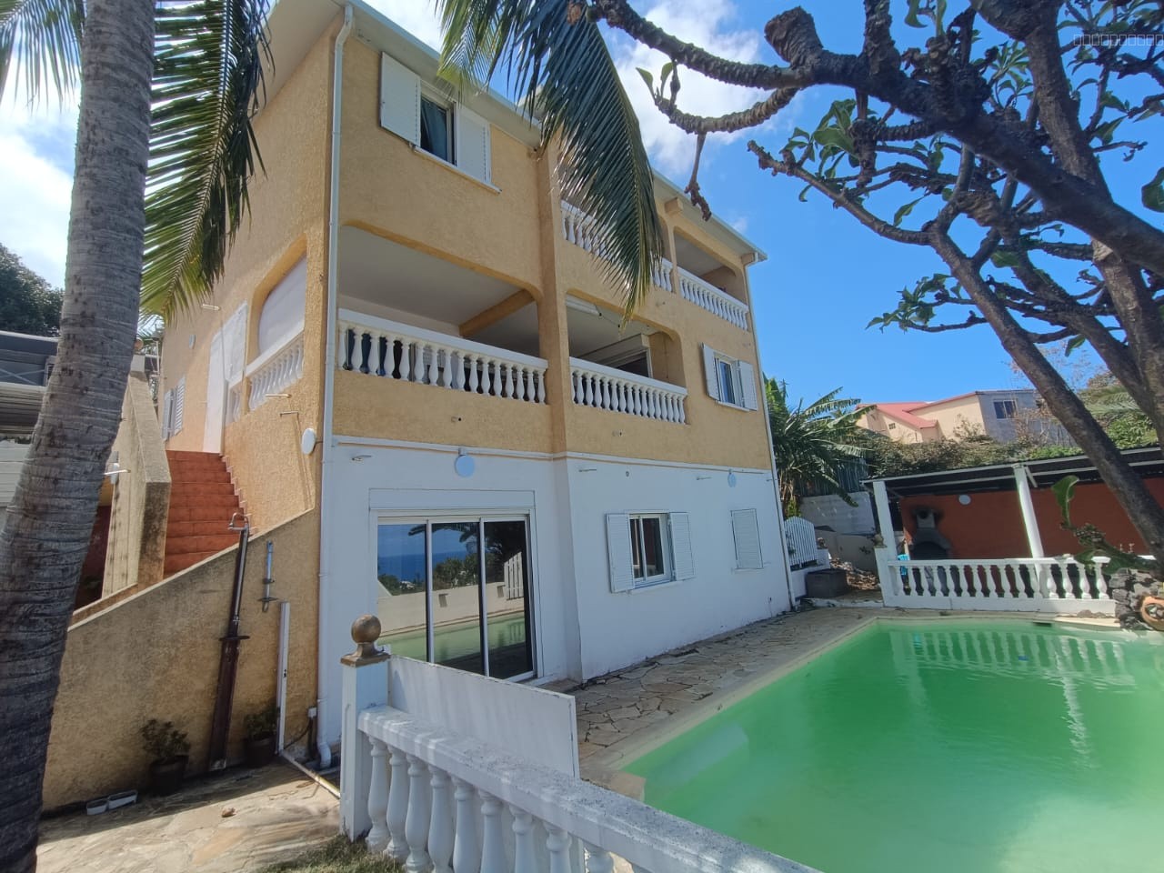Maison à vendre à Saint leu, 300 m² – photo 3 sur 7