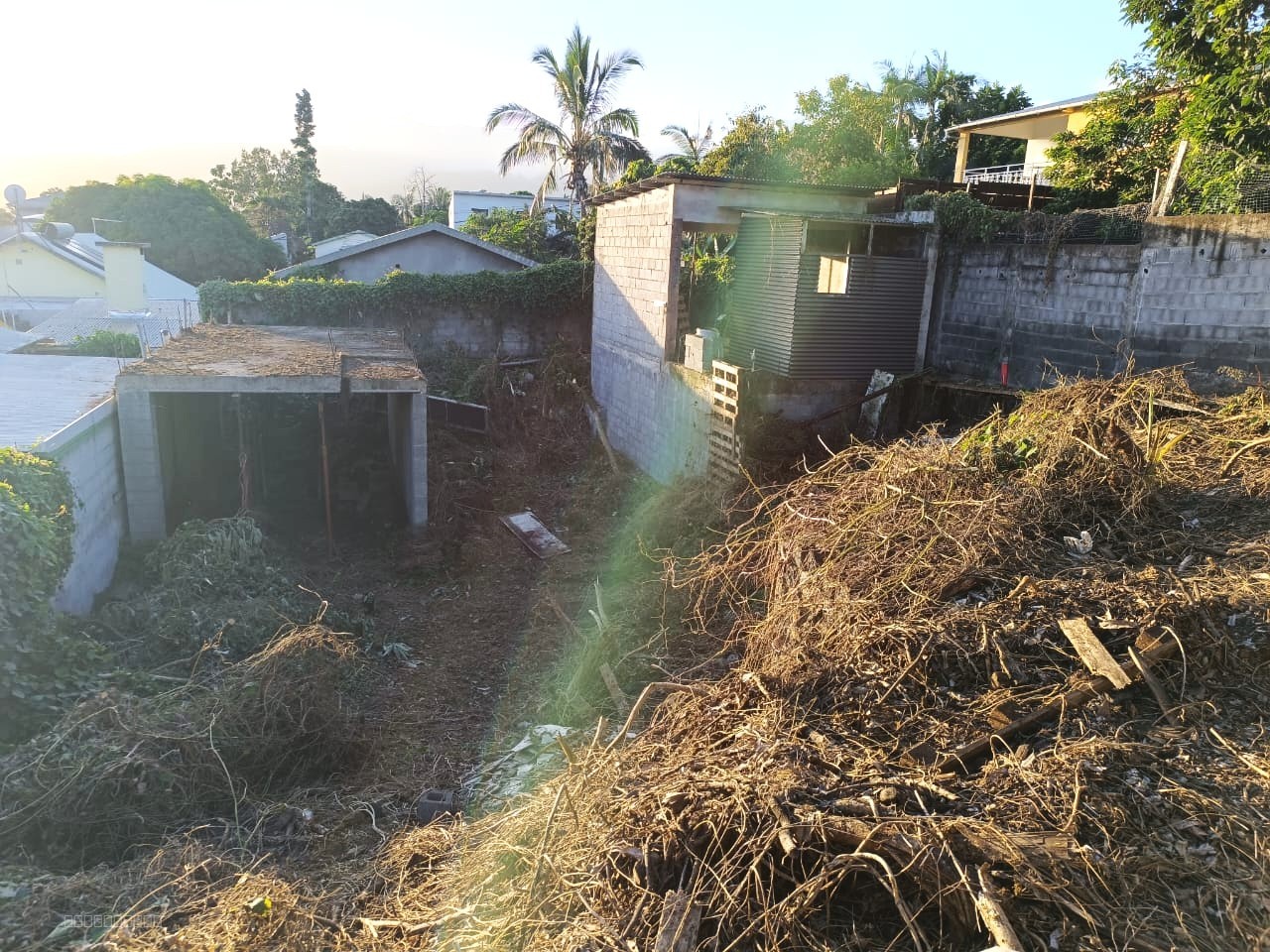SAINT PIERRE / LES 400 - TERRAIN CONSTRUCTIBLE DE 356 m2 — photo 6