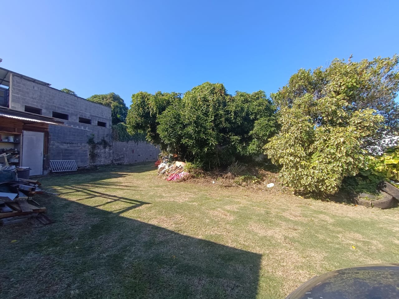 LES JACQUES / TERRAIN 292 M2