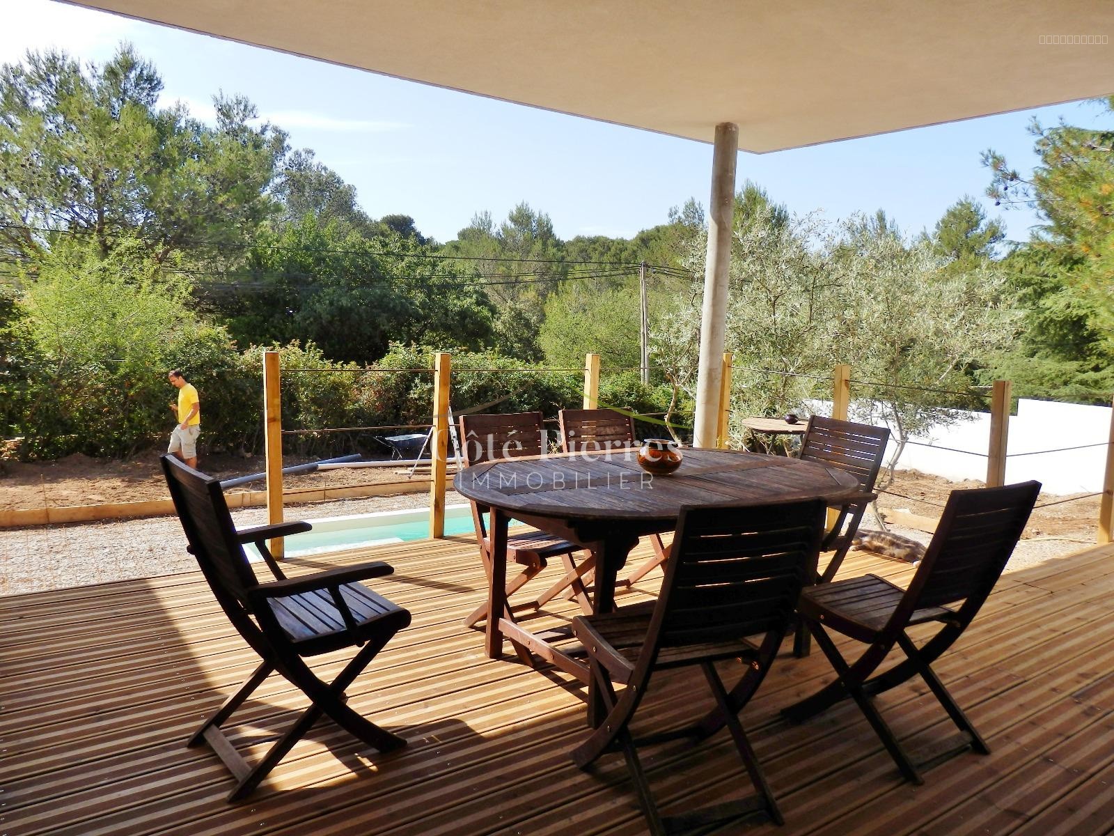 Villa à vendre à Nimes, 160 m², 6 pièces – photo 3 sur 16