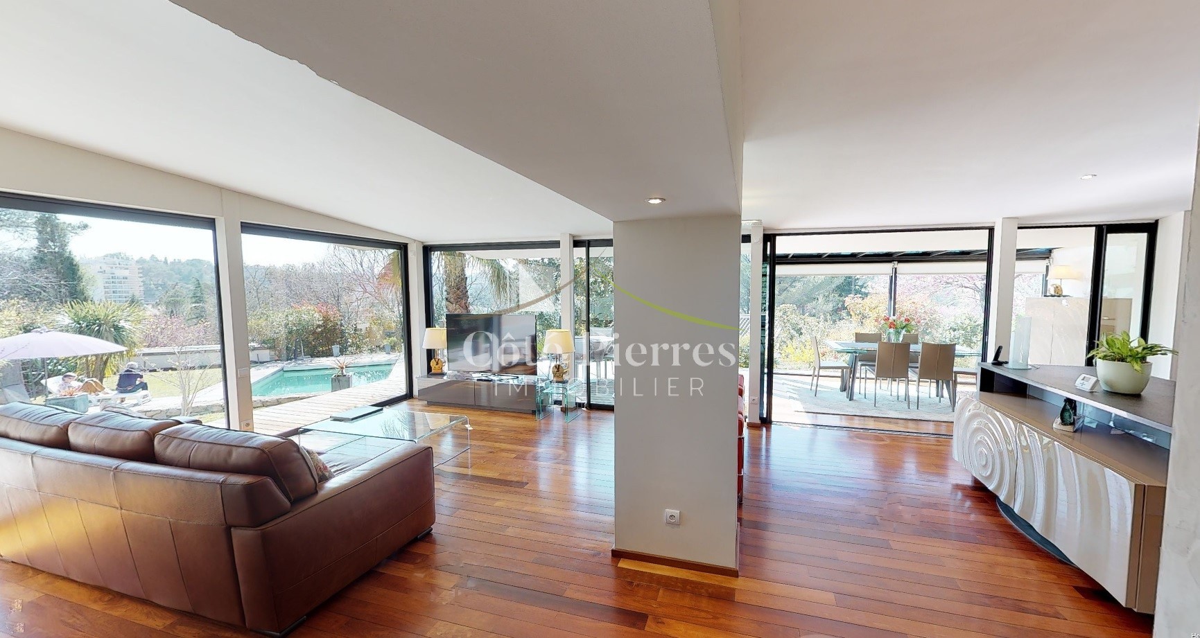 Villa à vendre à Nimes, 58 m², 6 pièces – photo 2 sur 8