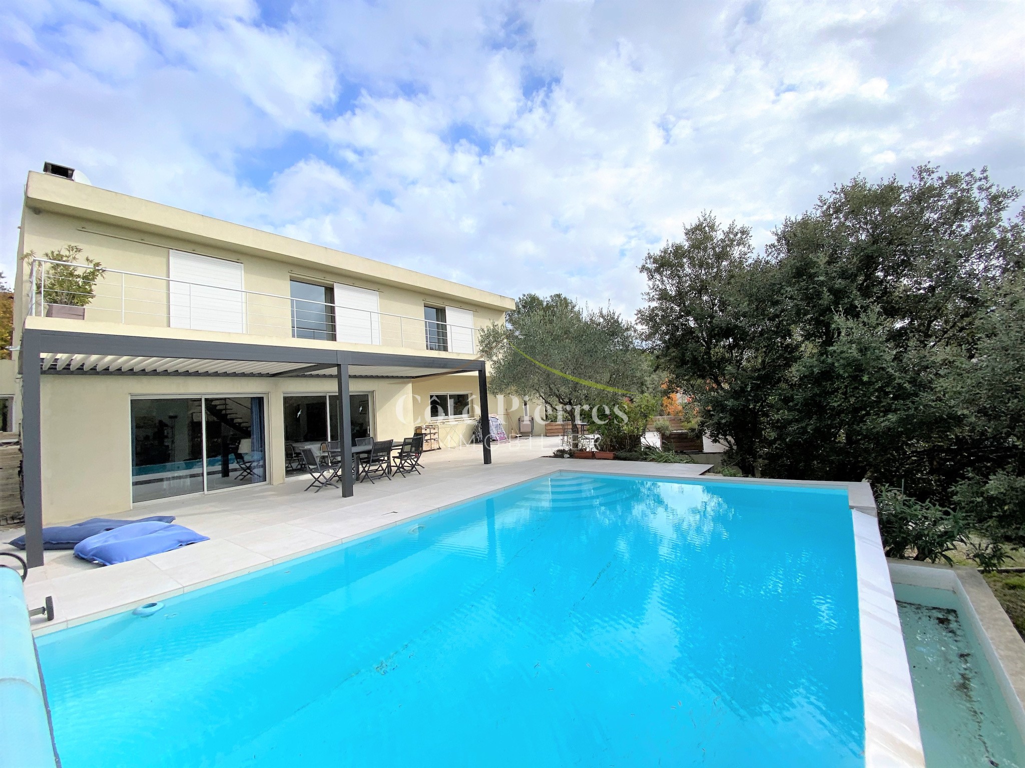 Villa à vendre à Nimes, 43 m², 5 pièces – photo 2 sur 12