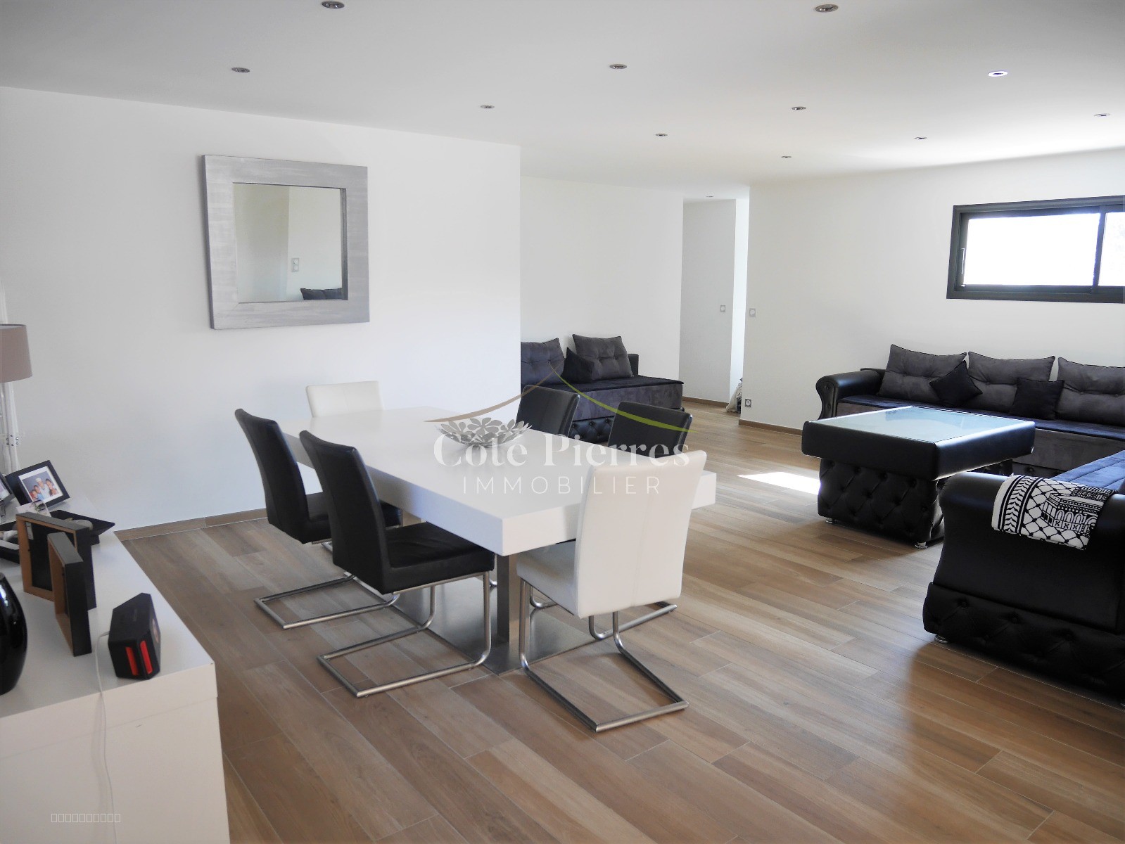 Maison à vendre à Nimes, 52 m², 6 pièces – photo 2 sur 10