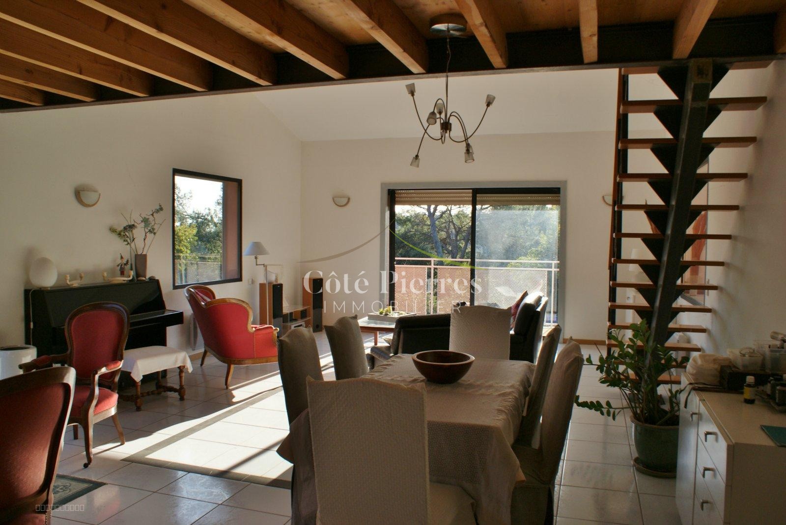 Villa à vendre à Nimes, 522 m², 5 pièces – photo 2 sur 14