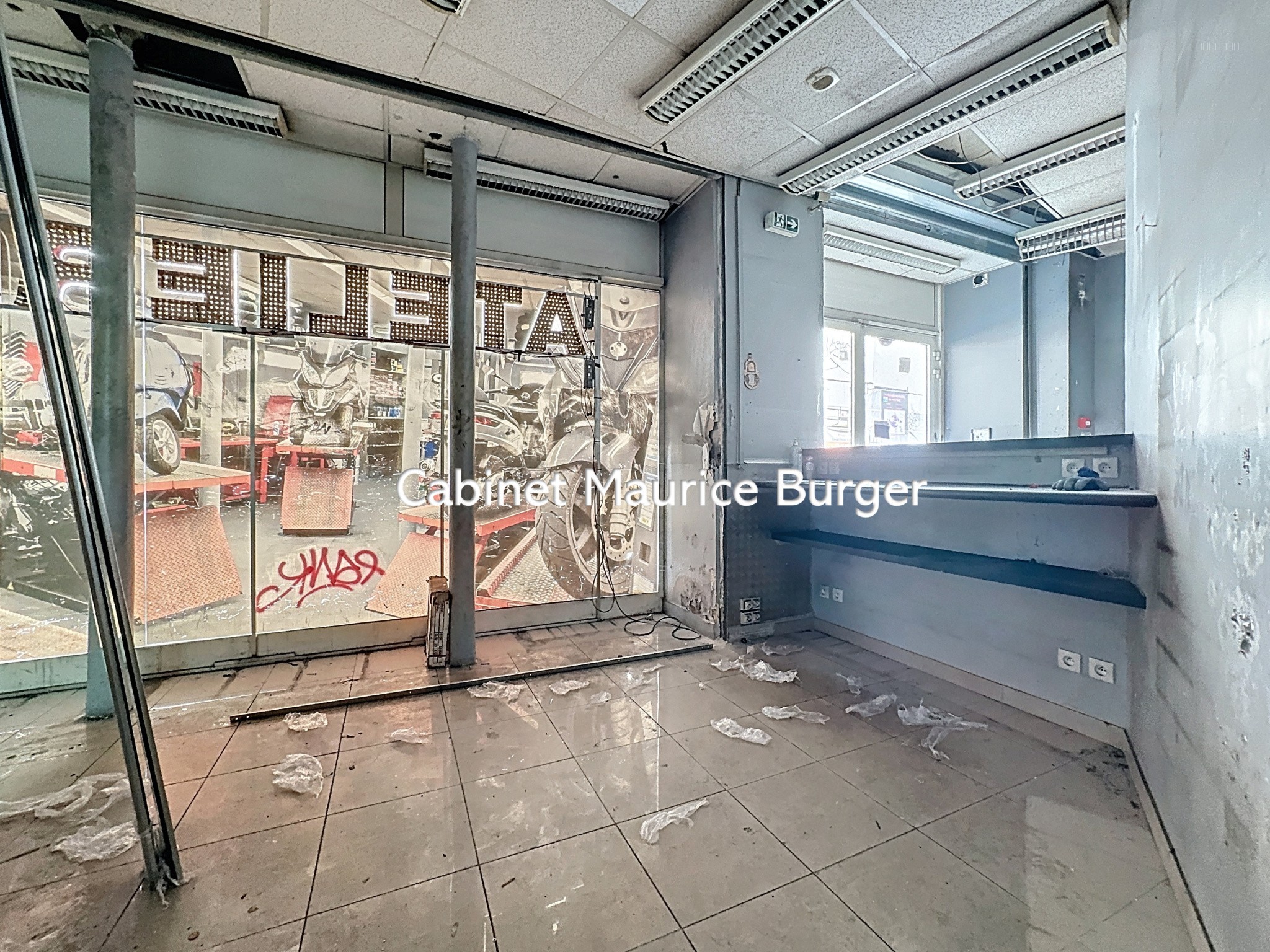 local commercial rue Lafayette — photo 9
