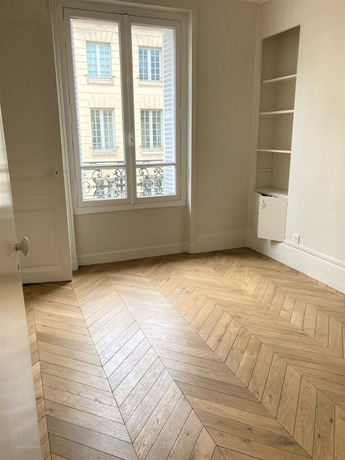 5 Pièces loué vide Rue Madame PARIS 6EME — photo 10